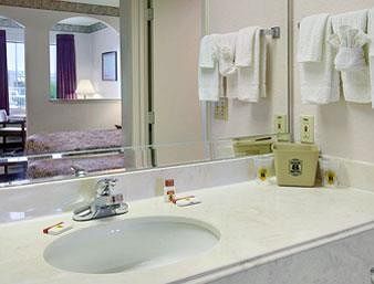 Hotel Super 8 By Wyndham Galveston