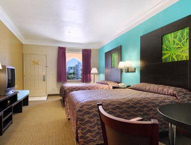 Super 8 By Wyndham